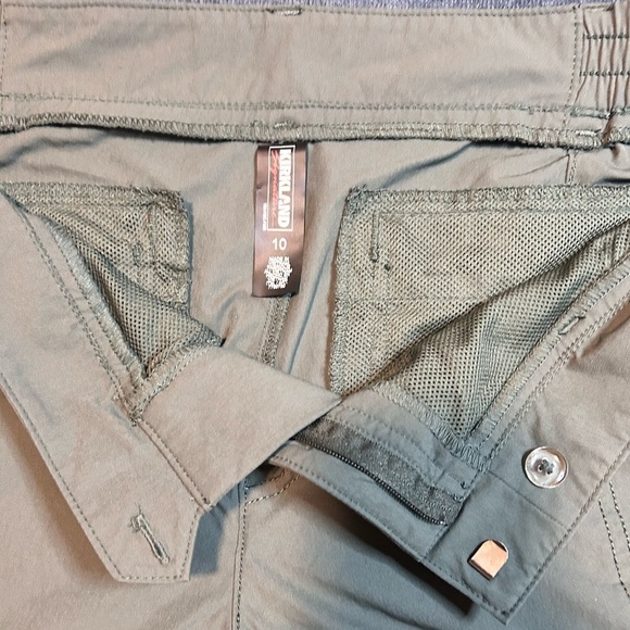 Cropped cargo style Kirkland pants size 10 - Picture 3 of 6